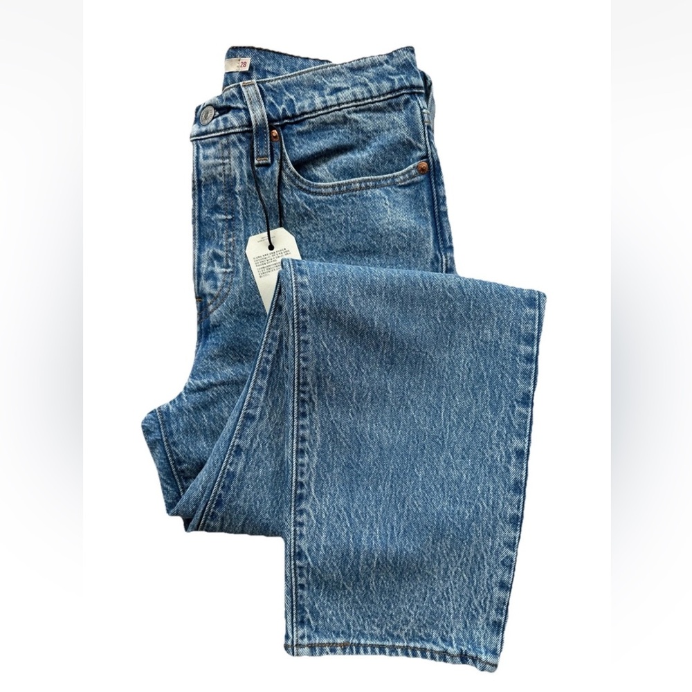 Levi's Premium Women's Wedgie Straight Jeans